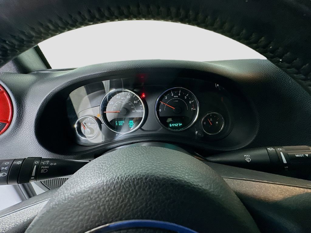 Used 2015 Jeep Wrangler Sport image 25