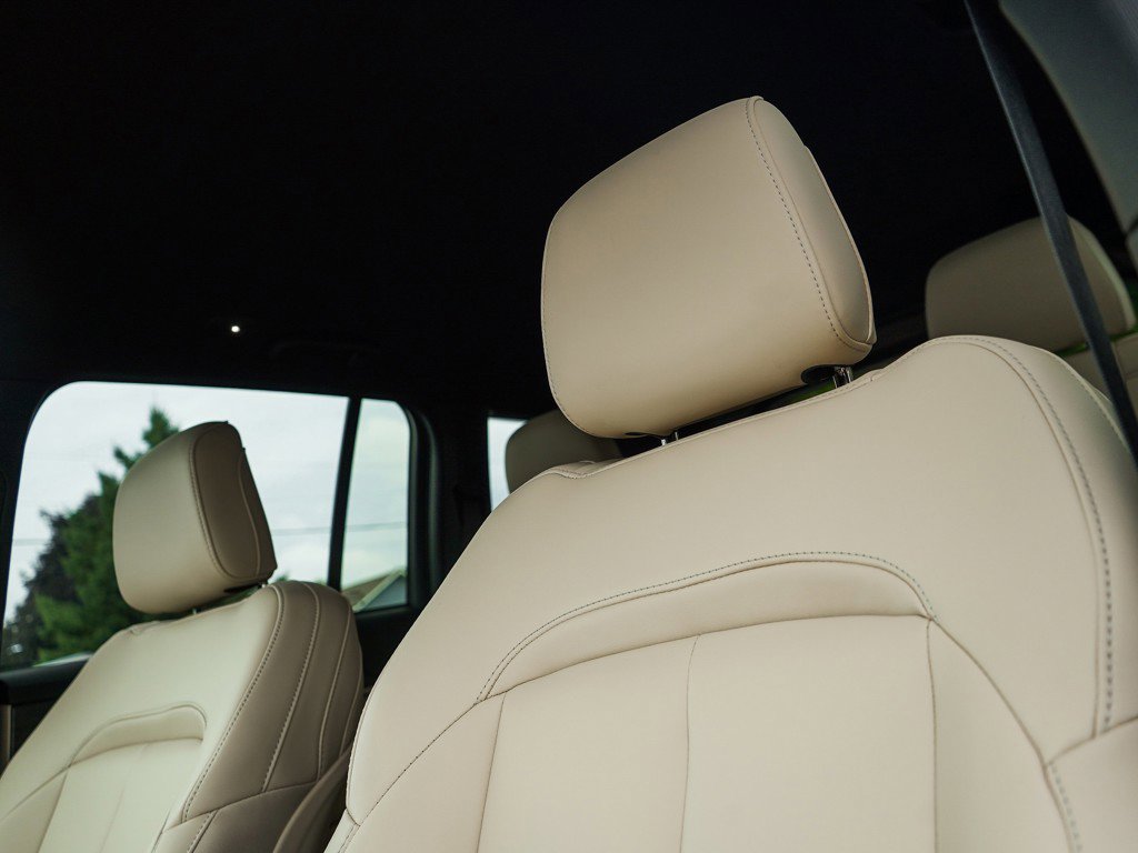 New 2025 Jeep Grand Cherokee Limited w/ Trailer Tow Package image 19