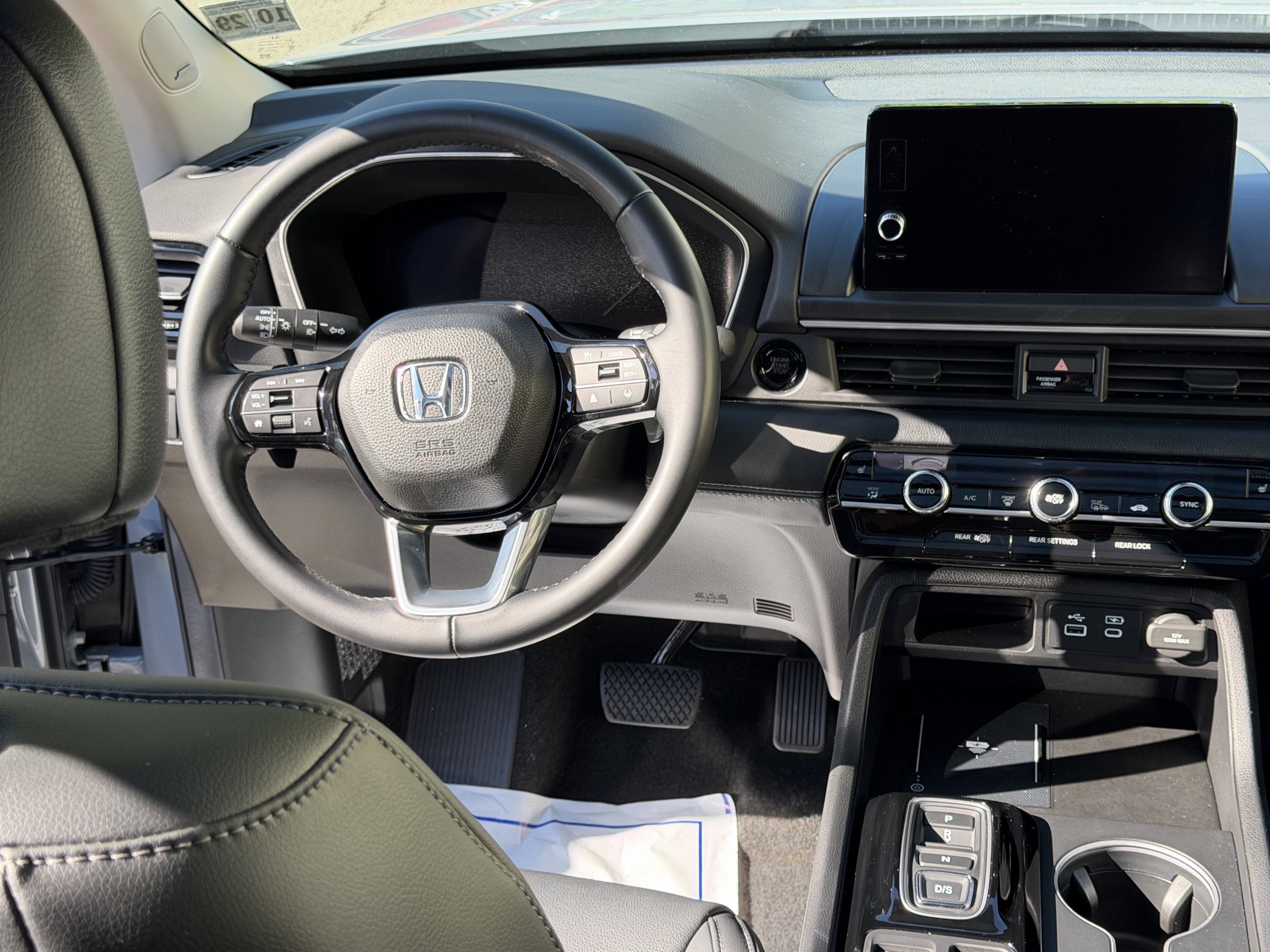 Used 2025 Honda Pilot Touring image 19