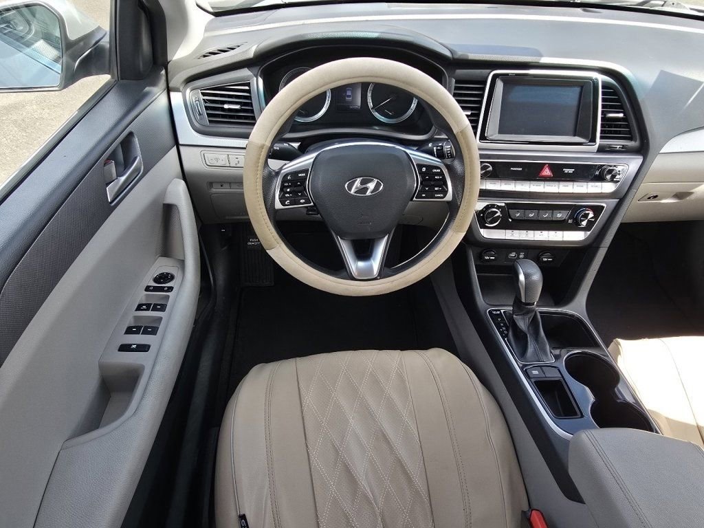 Used 2018 Hyundai Sonata SE image 18