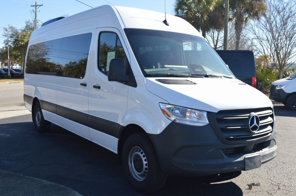Used 2025 Mercedes-Benz Sprinter 2500 image 7