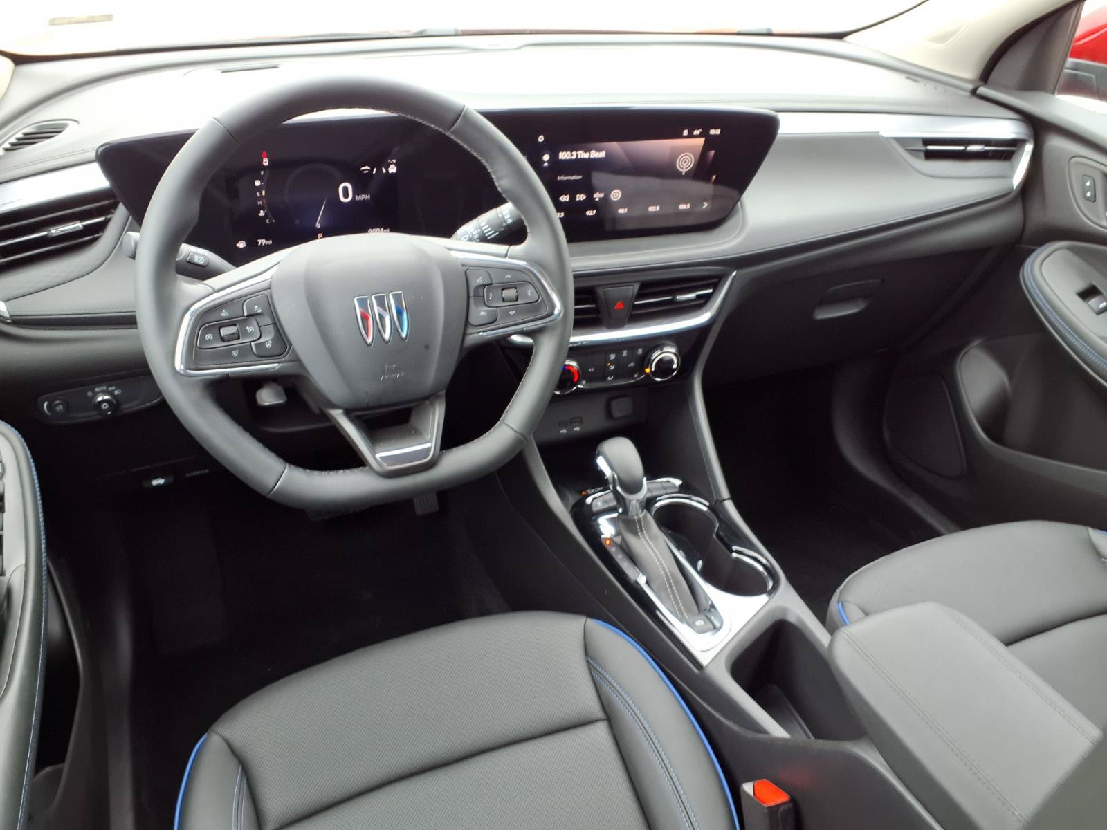 Used 2026 Buick Encore GX Sport Touring w/ Advanced Technology Package FWD image 5