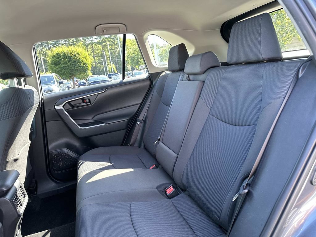 Used 2020 Toyota RAV4 LE w/ All Weather Liner Package AWD/4WD image 12