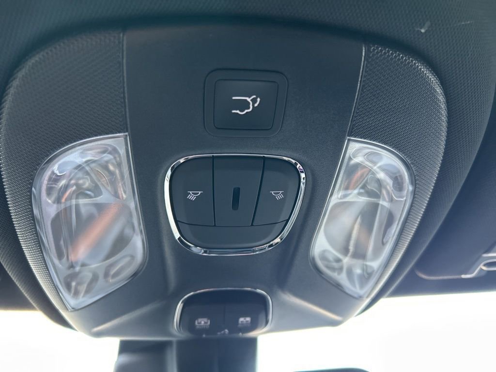 New 2026 Jeep Compass Limited w/ Sun, Sound & Navigation Group AWD/4WD image 34