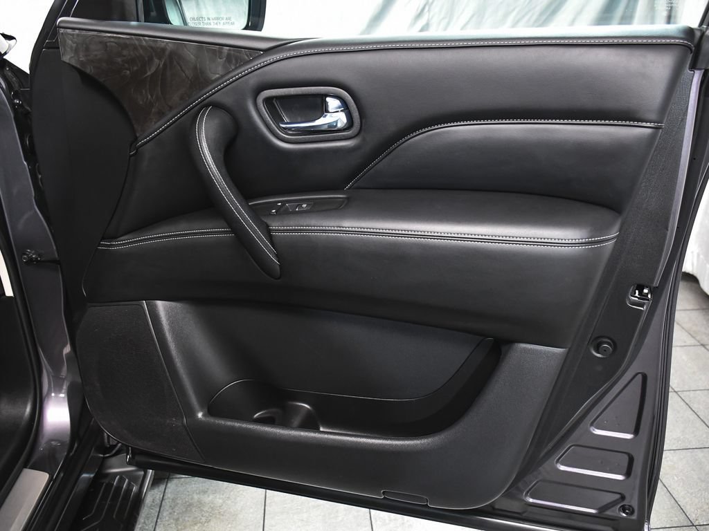 Used 2023 INFINITI QX80 Luxe w/ Cargo Package AWD/4WD image 14