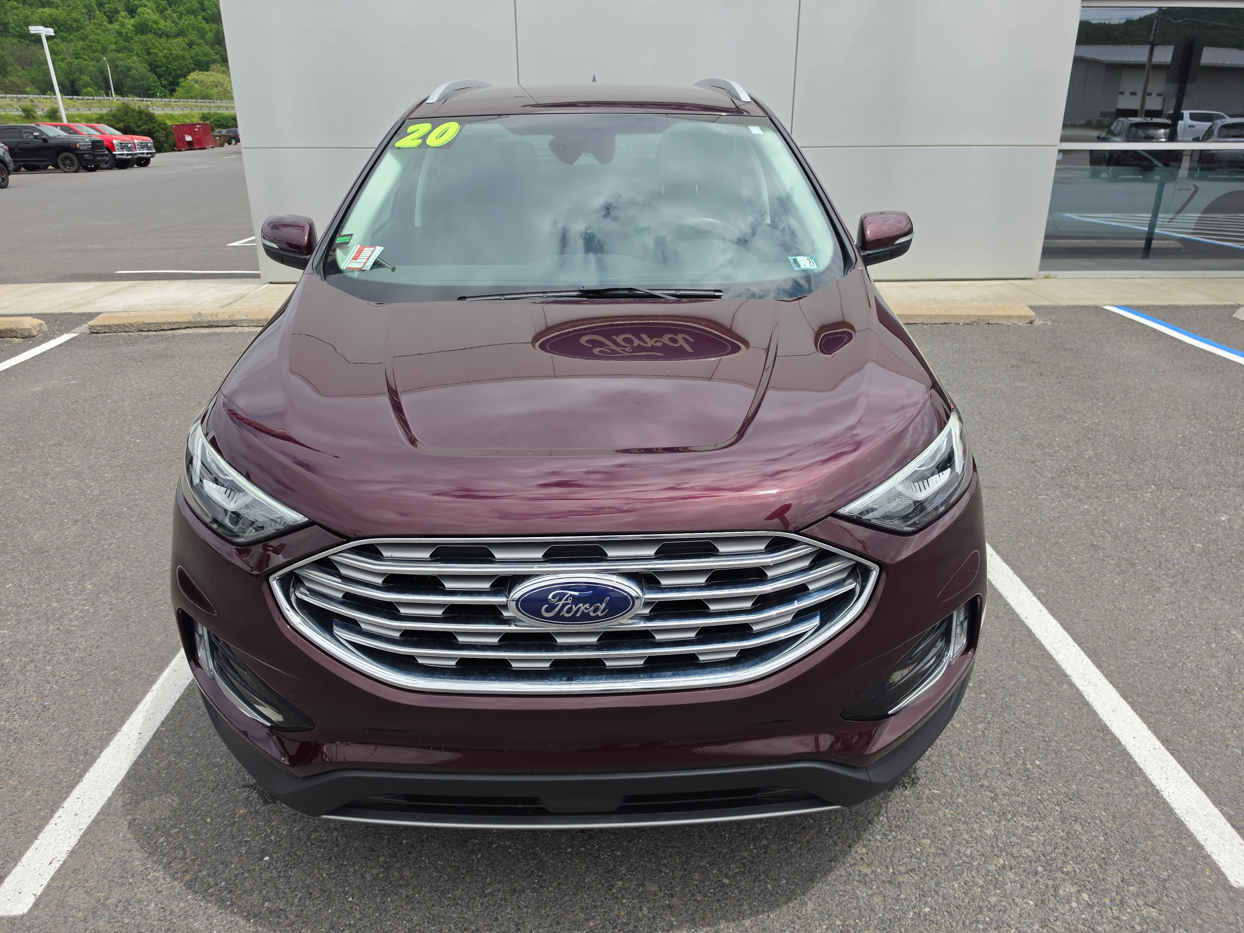 Used 2020 Ford Edge SEL w/ Convenience Package AWD/4WD image 9