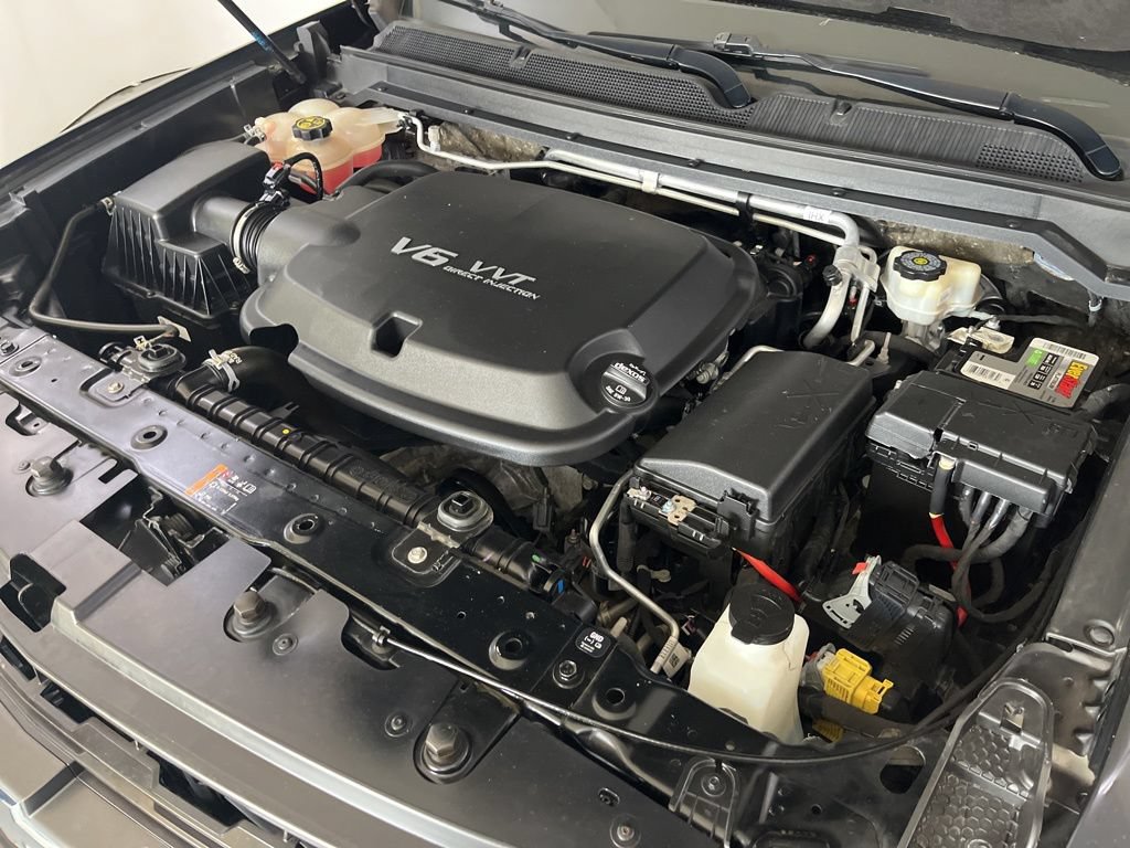 Used 2018 Chevrolet Colorado Z71 AWD/4WD image 12