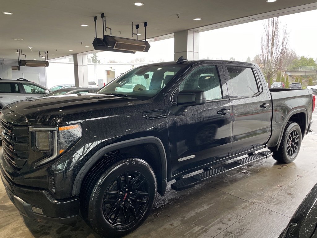 Used 2022 GMC Sierra 1500 Elevation