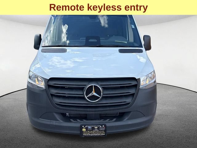 Used 2025 Mercedes-Benz Sprinter 2500 image 4