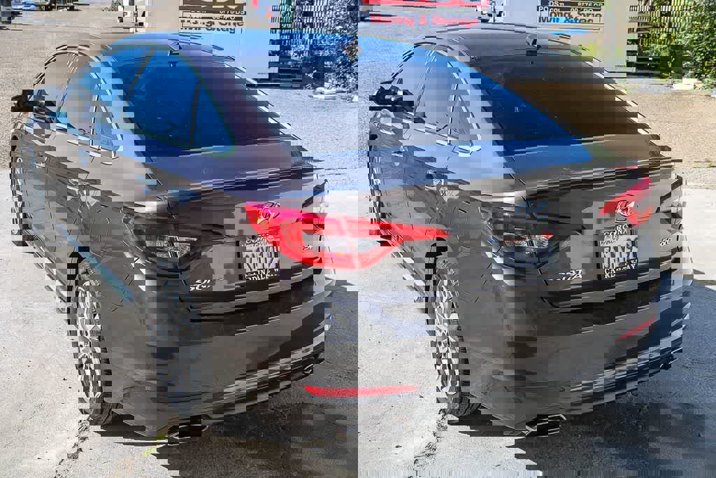 Used 2016 Hyundai Sonata Sport w/ Option Group 1V image 7