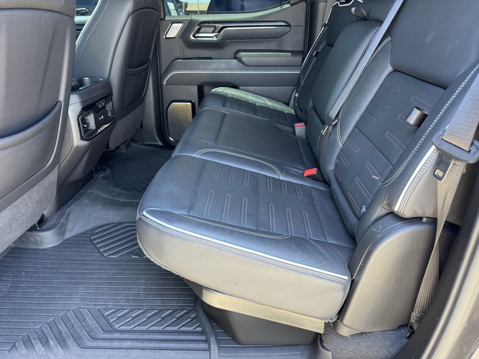 Used 2024 GMC Sierra 1500 AT4X w/ AT4X AEV Edition AWD/4WD image 15