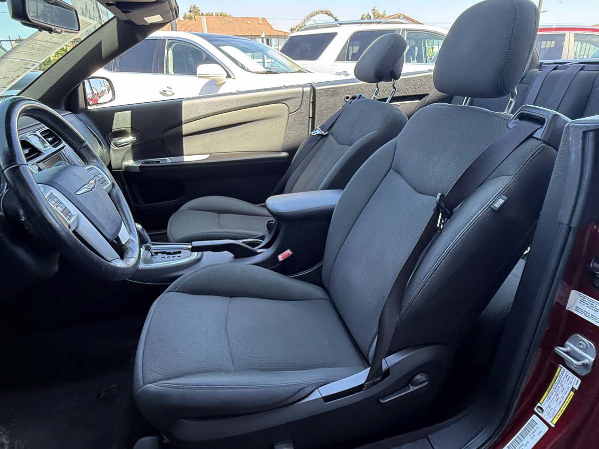 Used 2011 Chrysler 200 Touring w/ Cold Weather Group FWD image 23