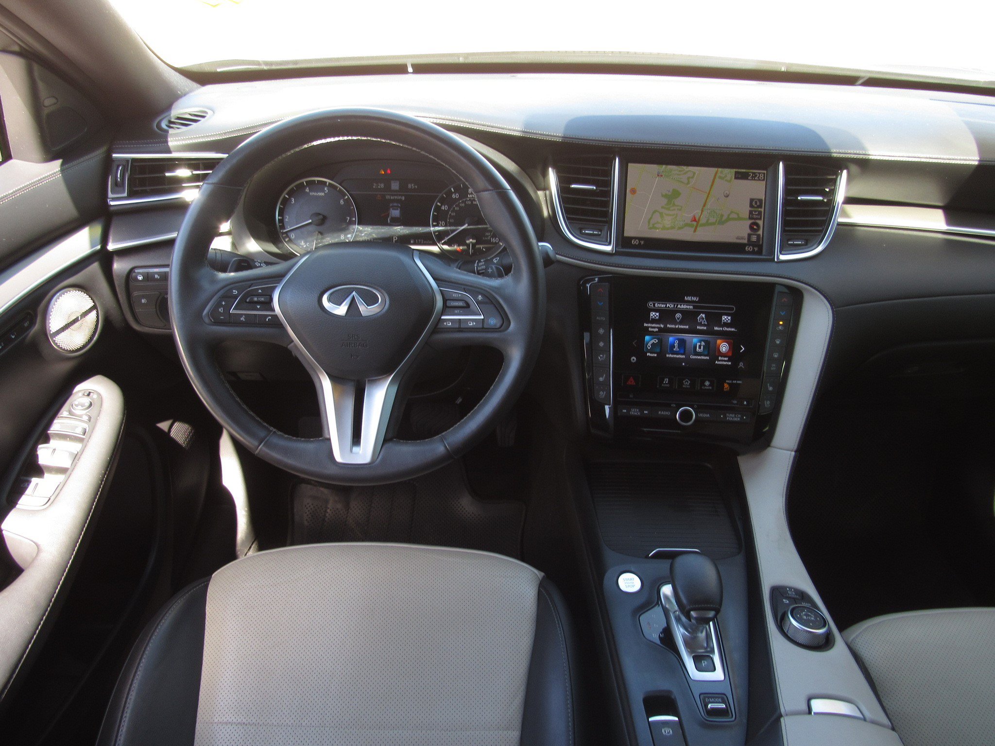 Used 2023 INFINITI QX55 Essential AWD/4WD image 18