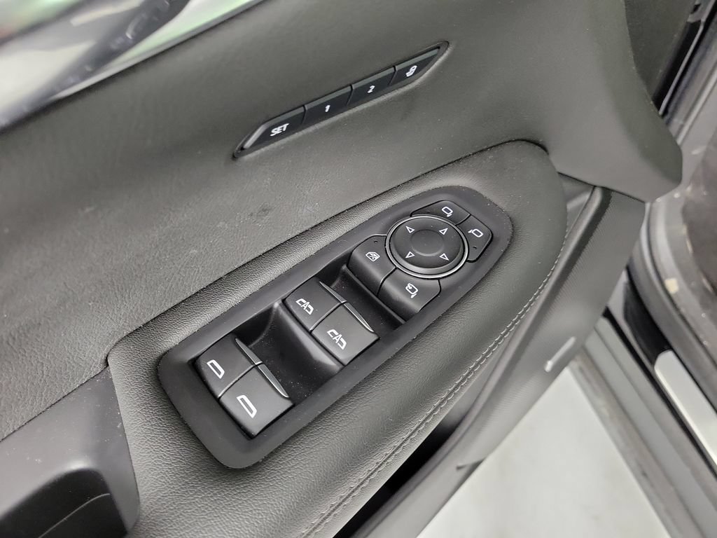Certified 2024 Cadillac XT6 Luxury AWD/4WD image 23