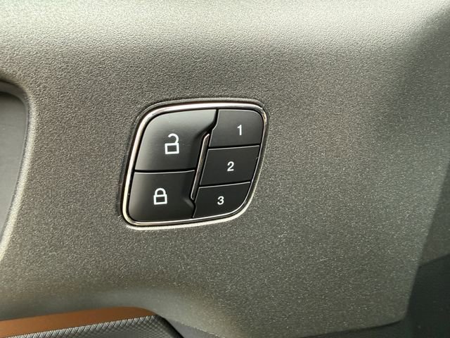 Used 2025 Ford Bronco Sport Outer Banks w/ Outer Banks Tech Package+ AWD/4WD image 24