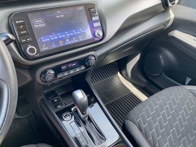 Used 2021 Nissan Kicks SV FWD image 17