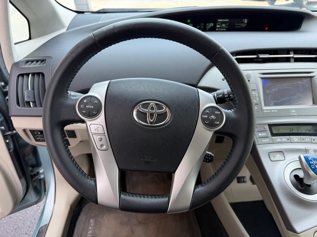 Used 2014 Toyota Prius Four FWD image 12