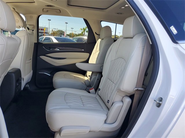 Used 2023 Buick Enclave Avenir w/ Avenir Technology Package image 10