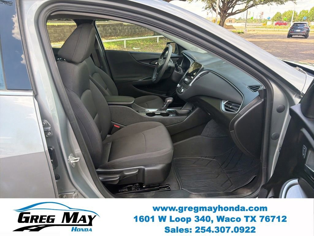 Used 2025 Chevrolet Malibu LT FWD image 29