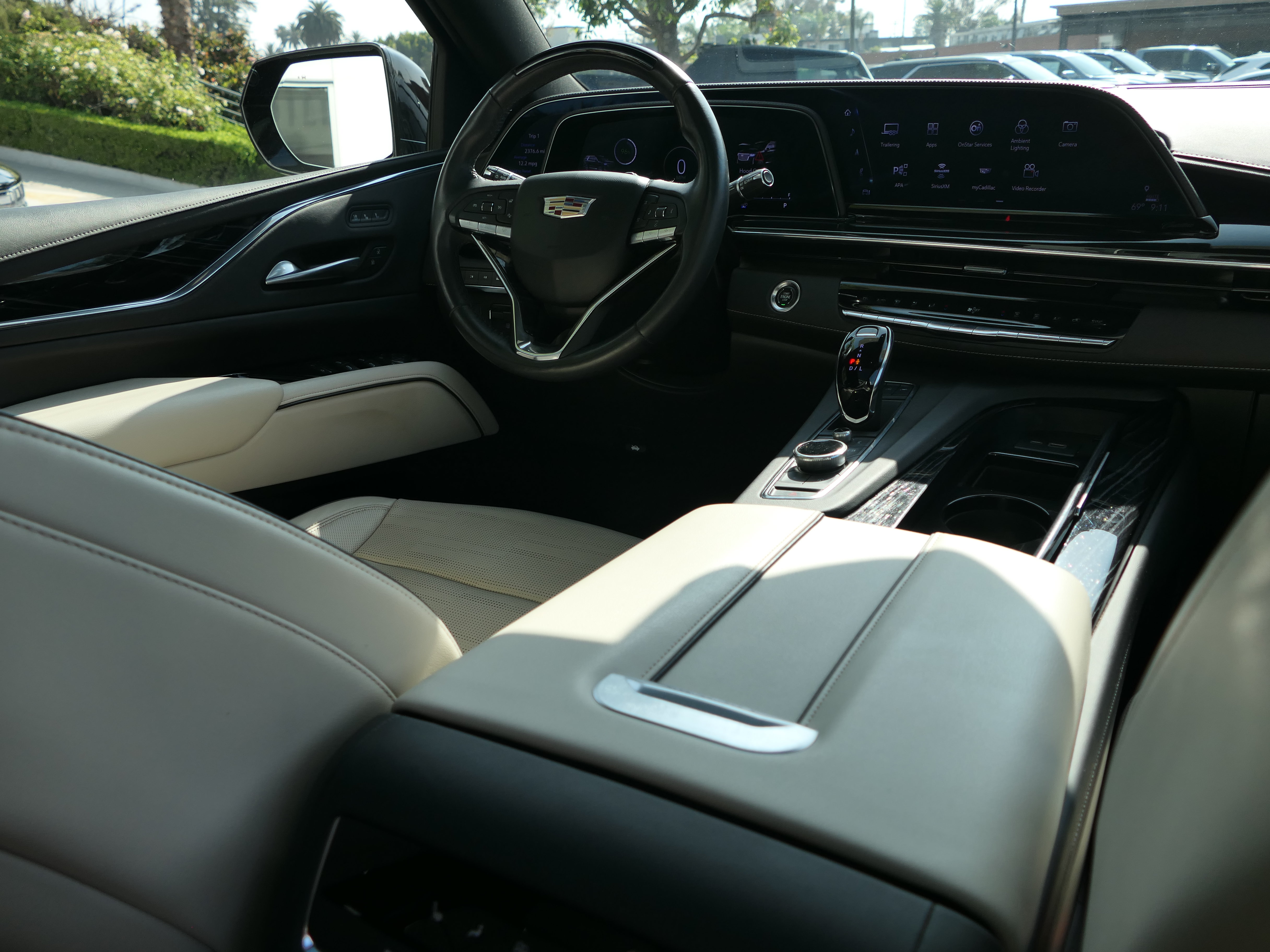 Certified 2023 Cadillac Escalade Sport AWD/4WD image 26