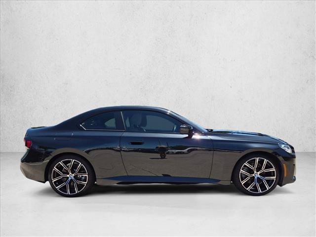 Used 2024 BMW 230i Coupe w/ Premium Package RWD image 4