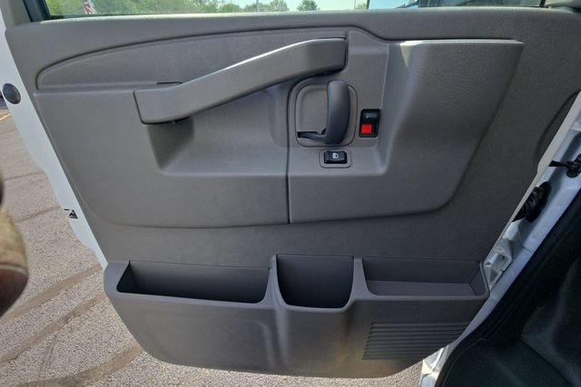 New 2026 GMC Savana 3500 w/ Power Convenience Package RWD image 19