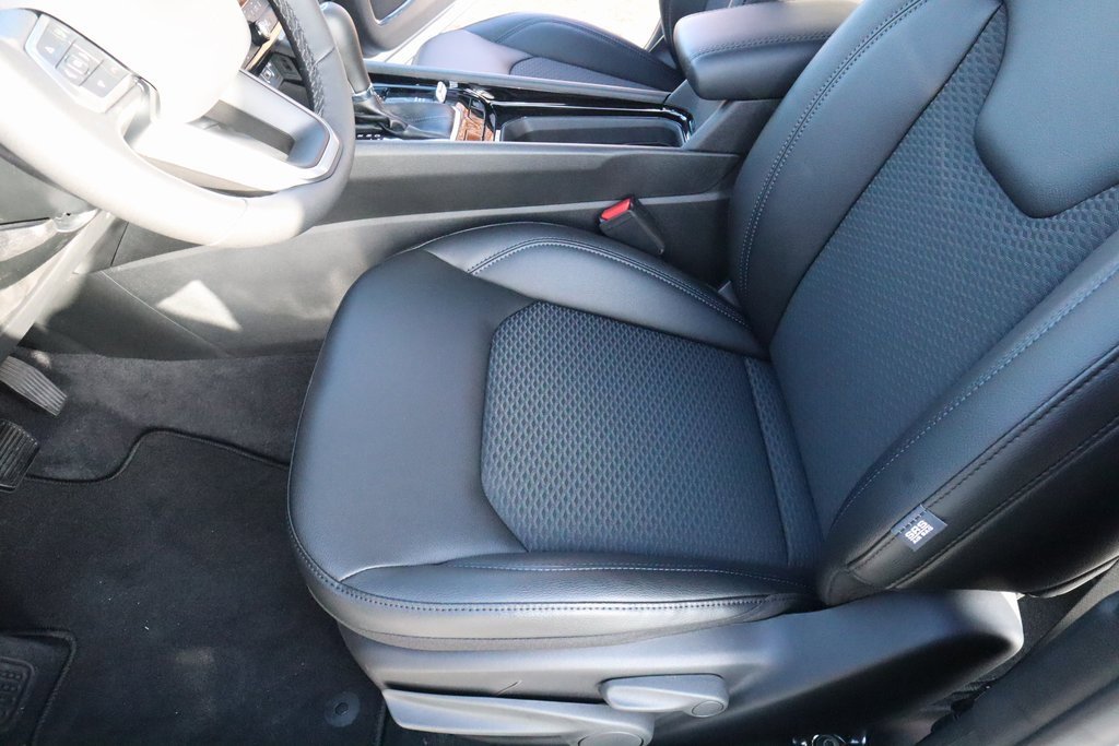 New 2026 Jeep Compass Latitude image 11