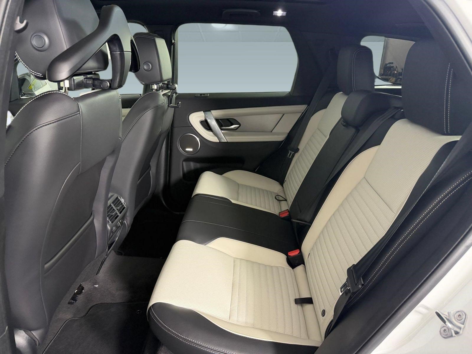 New 2026 Land Rover Discovery Sport Landmark AWD/4WD image 21