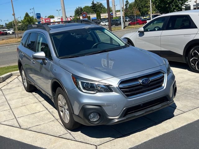 Used 2018 Subaru Outback 2.5i Premium AWD/4WD image 4