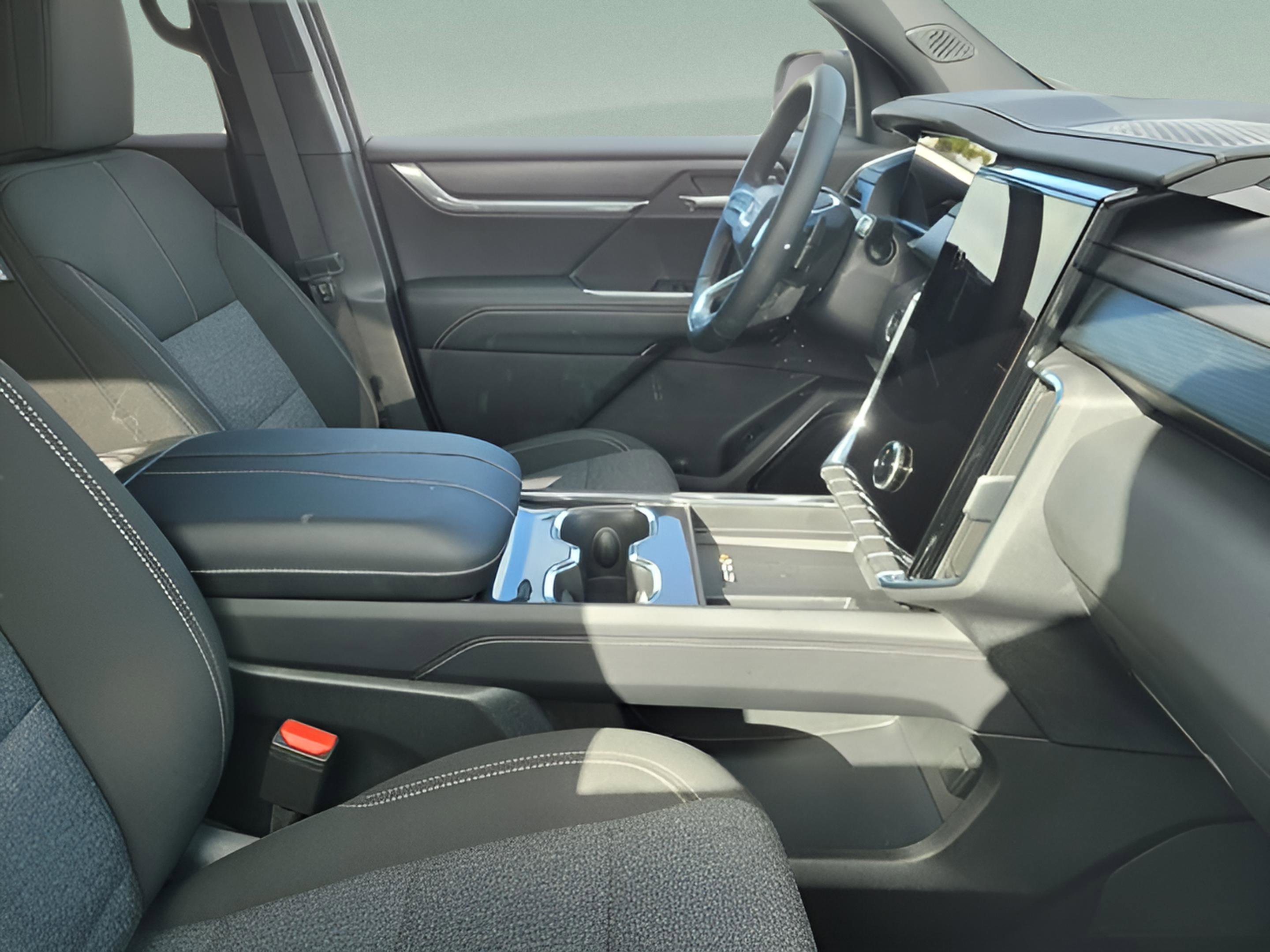 New 2026 GMC Acadia Elevation image 33