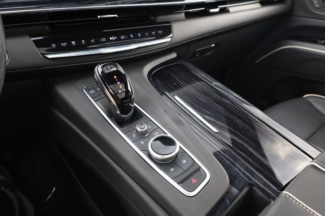 Used 2022 Cadillac Escalade Sport AWD/4WD image 19