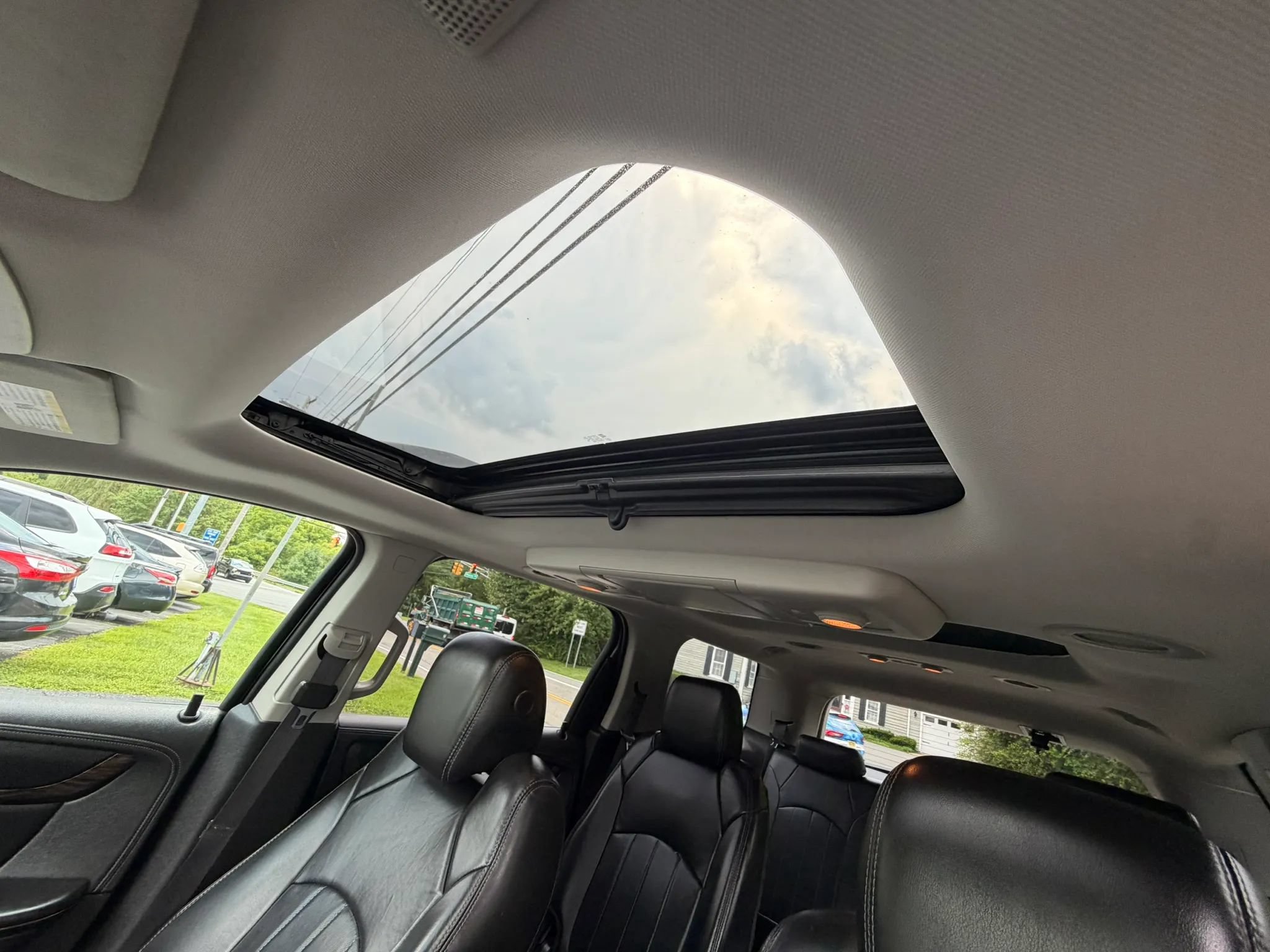 Used 2014 GMC Acadia Denali AWD/4WD image 29