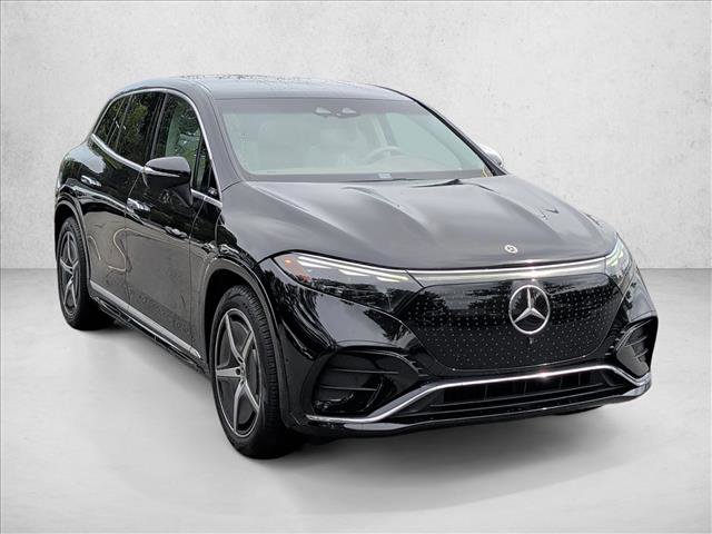 Used 2023 Mercedes-Benz EQS 580 4MATIC SUV image 4