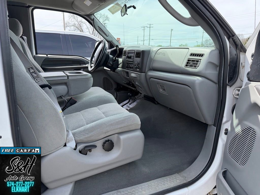Used 2004 Ford F250 XLT image 8