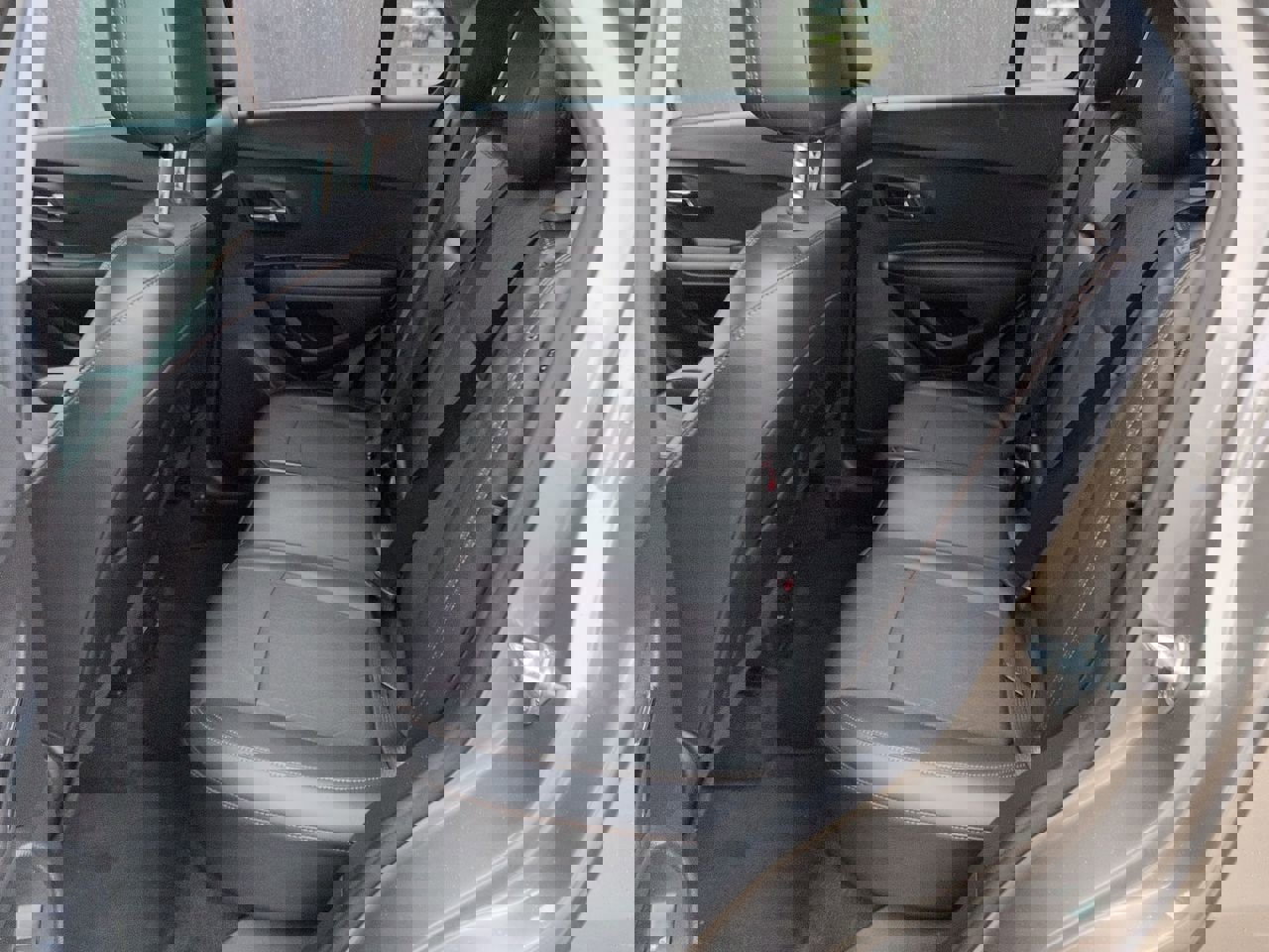 Used 2021 Chevrolet Trax LT image 22