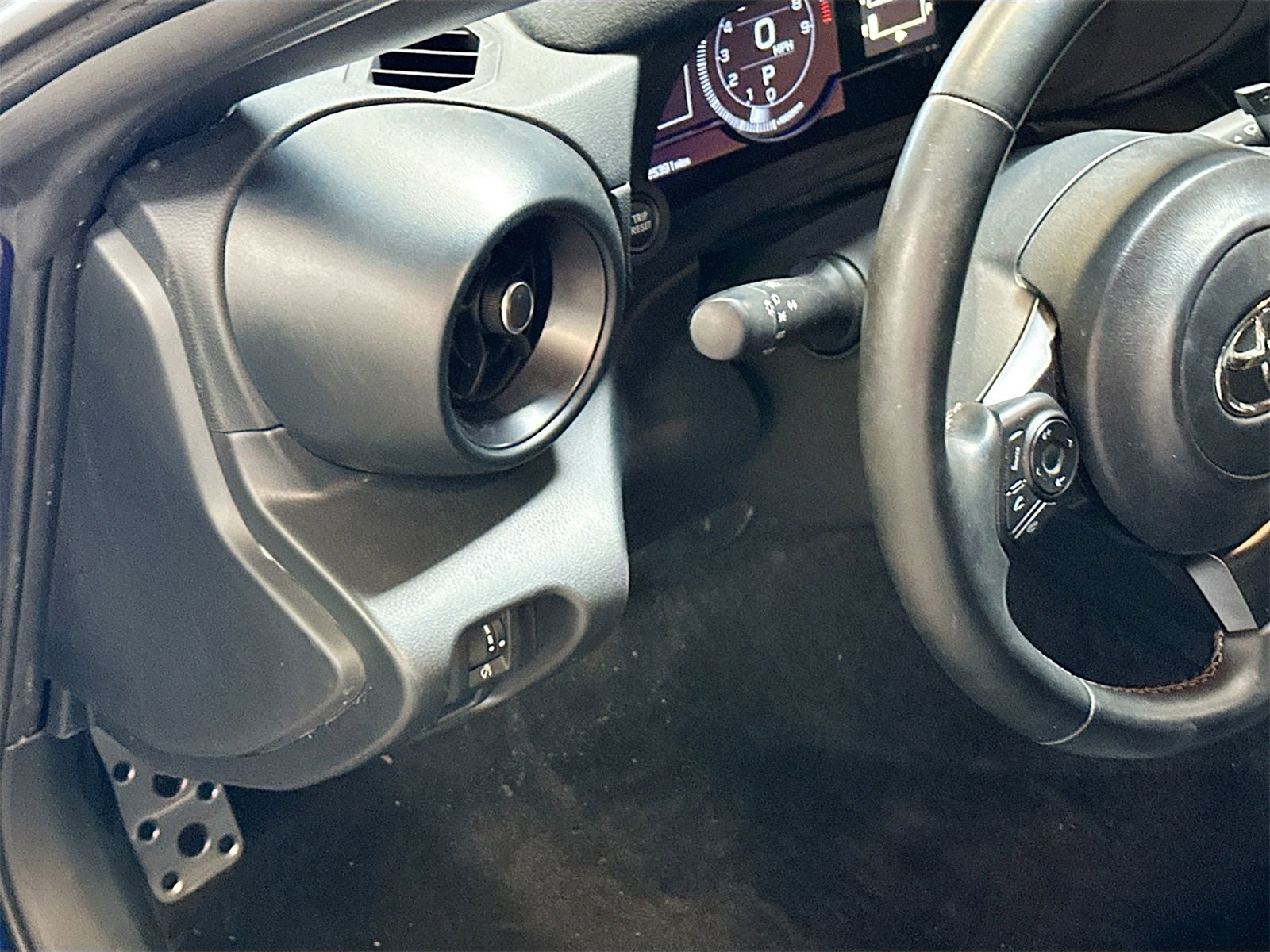 Used 2023 Toyota GR86 Premium w/ ALL Weather Mat Package (TMS) image 10