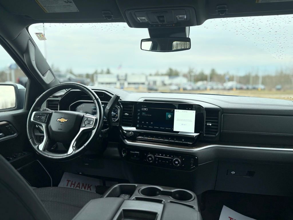 Used 2022 Chevrolet Silverado 1500 LT image 29