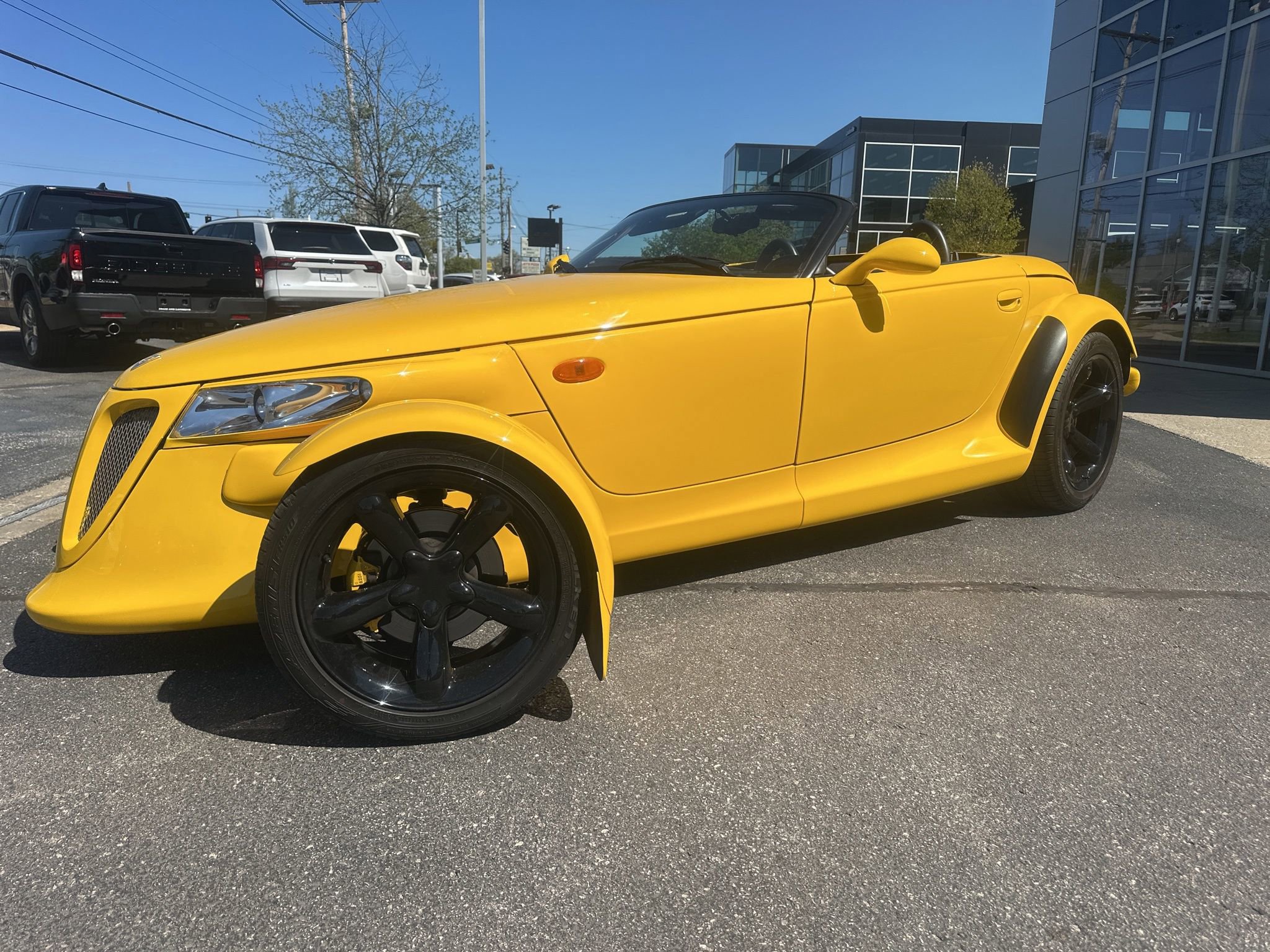 Used 1999 Plymouth Prowler RWD image 1
