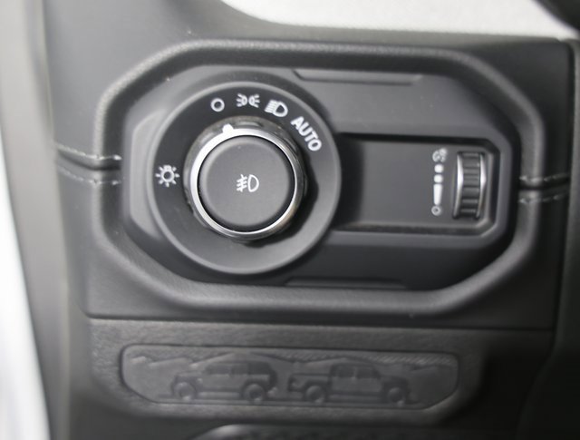 Certified 2024 Jeep Wrangler Sahara image 25