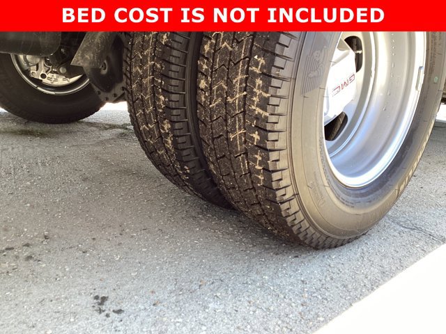 New 2025 GMC Sierra 3500 Pro w/ Convenience Package image 14