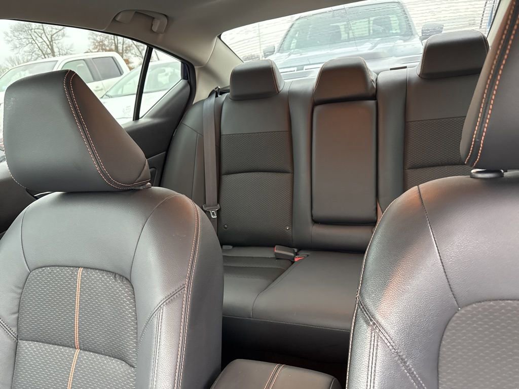 Used 2021 Nissan Altima 2.5 SR w/ SR Premium Package image 10