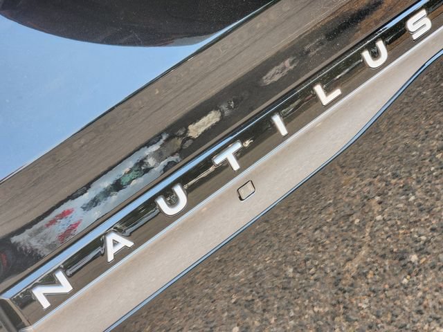 New 2026 Lincoln Nautilus Black Label w/ Jet Appearance Package AWD/4WD image 16