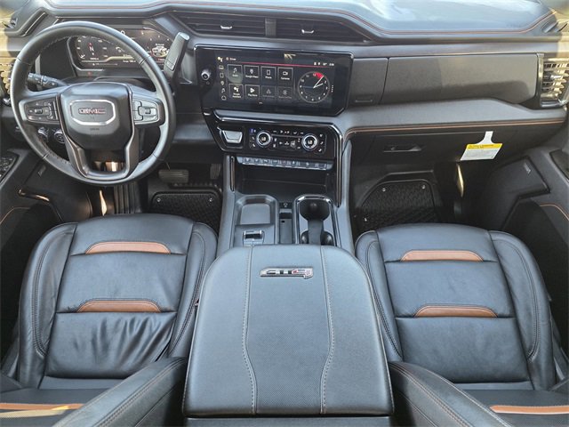 Used 2025 GMC Sierra 2500 AT4 w/ AT4 Premium Plus Package image 17