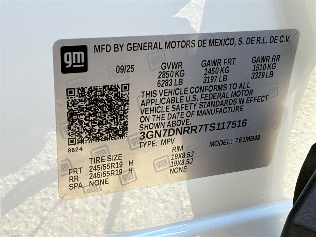 New 2026 Chevrolet Equinox EV LT image 24