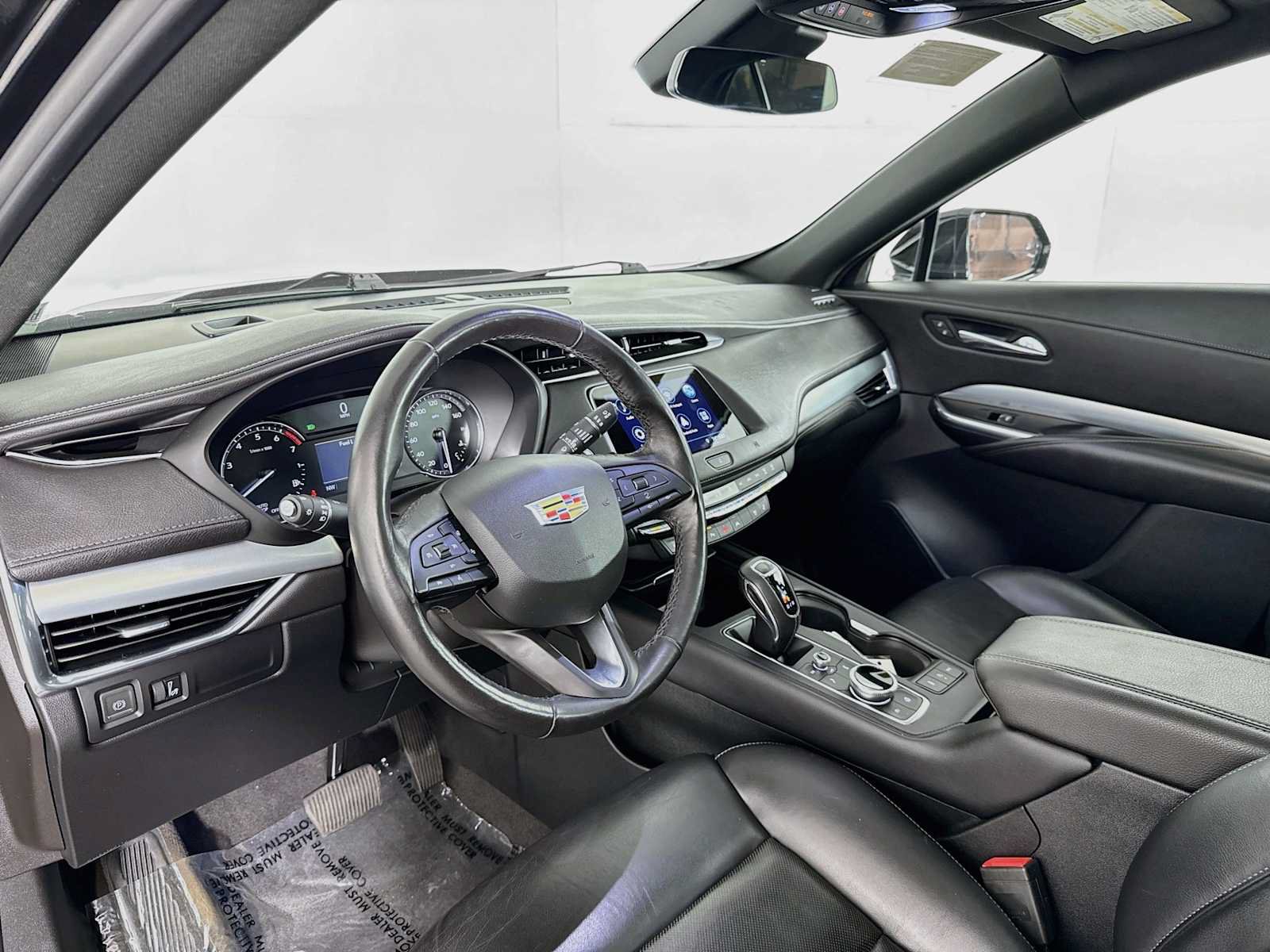 Used 2019 Cadillac XT4 Premium Luxury AWD/4WD image 9