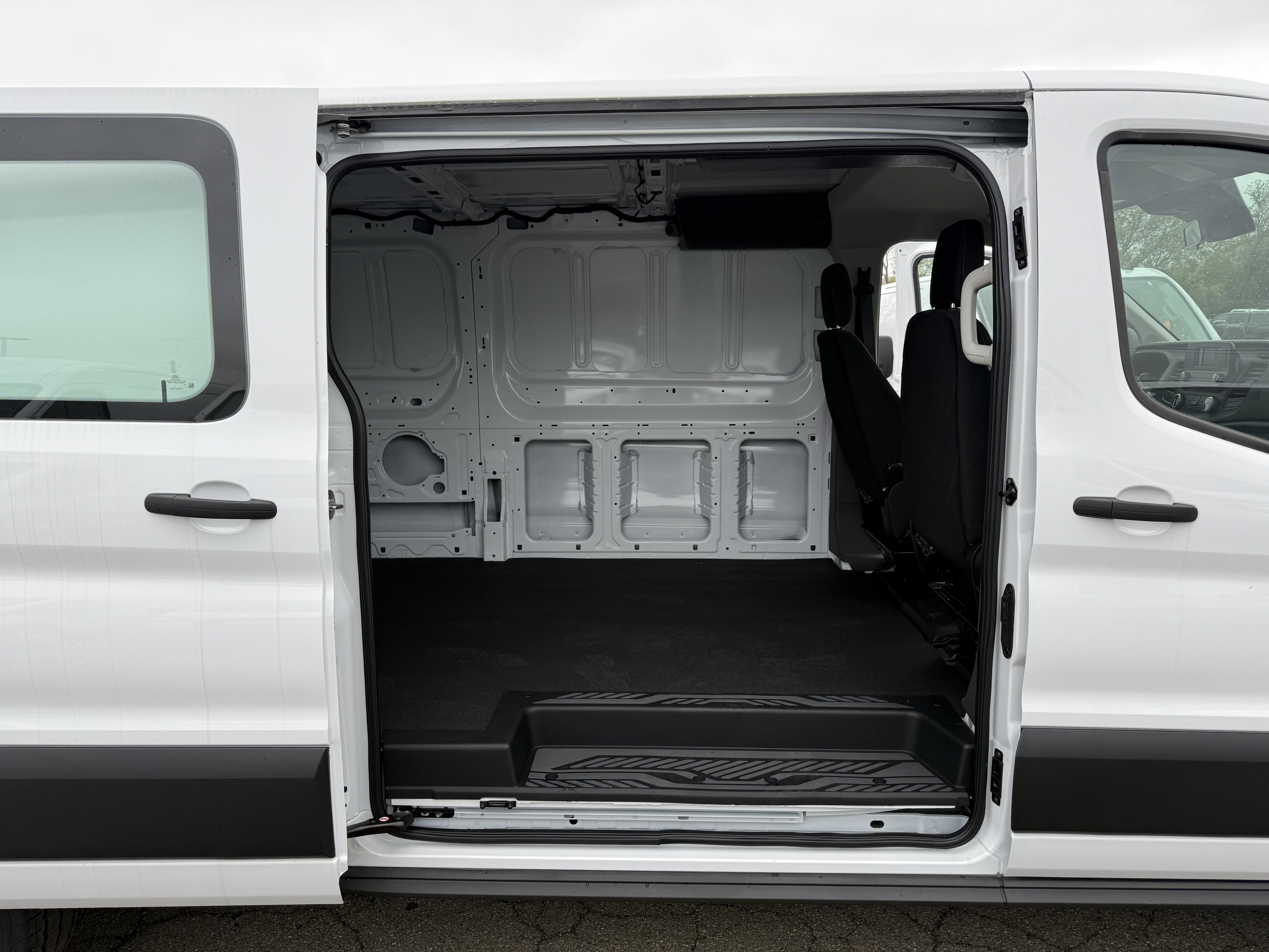 New 2024 Ford Transit 250 XL RWD image 10