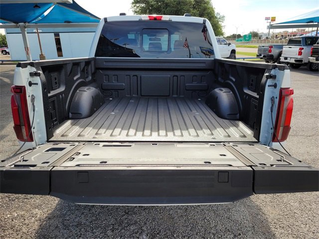 Used 2024 Ford F150 Platinum w/ FX4 Off-Road Package image 13
