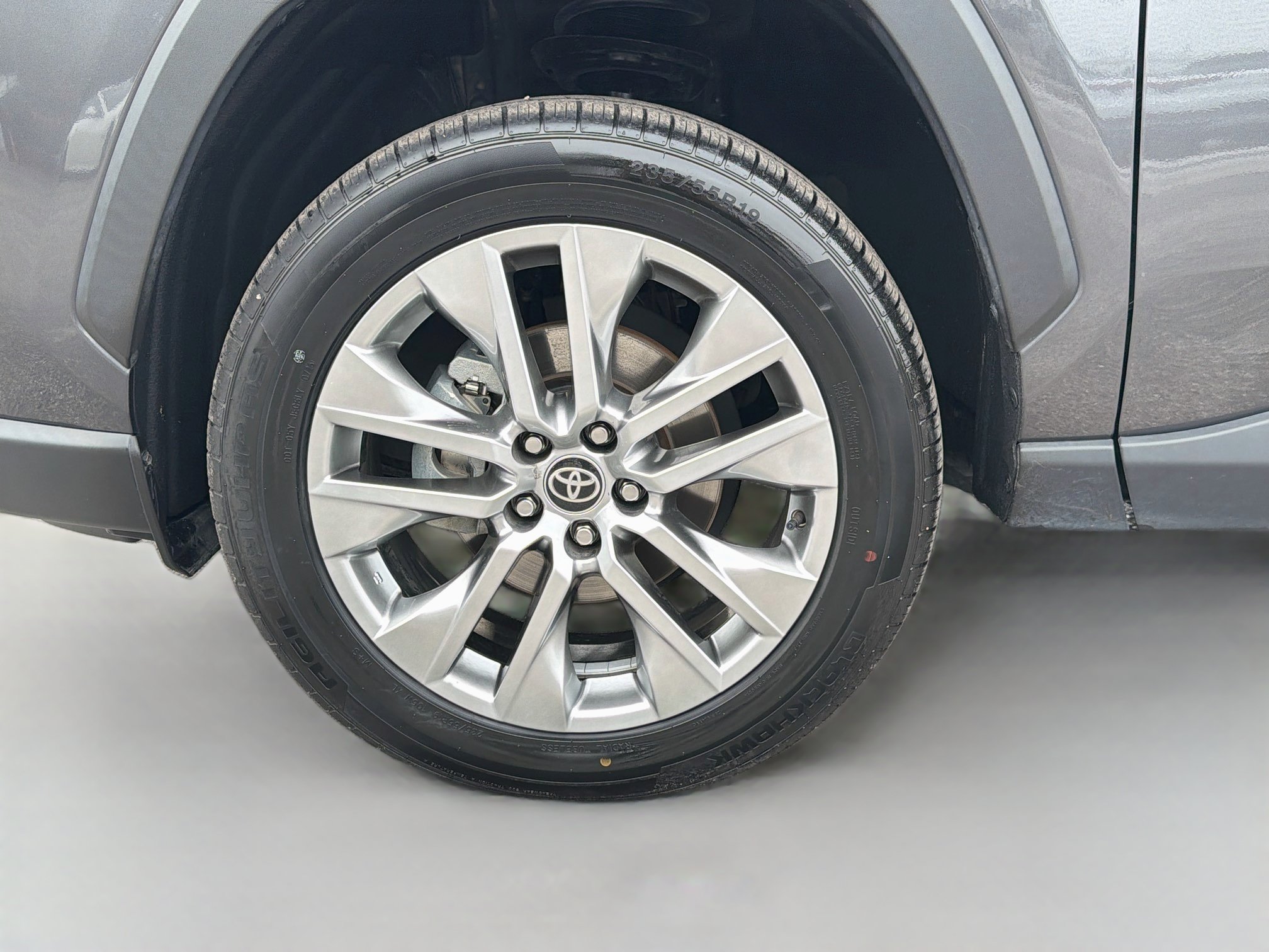 Used 2023 Toyota RAV4 XLE Premium FWD image 43