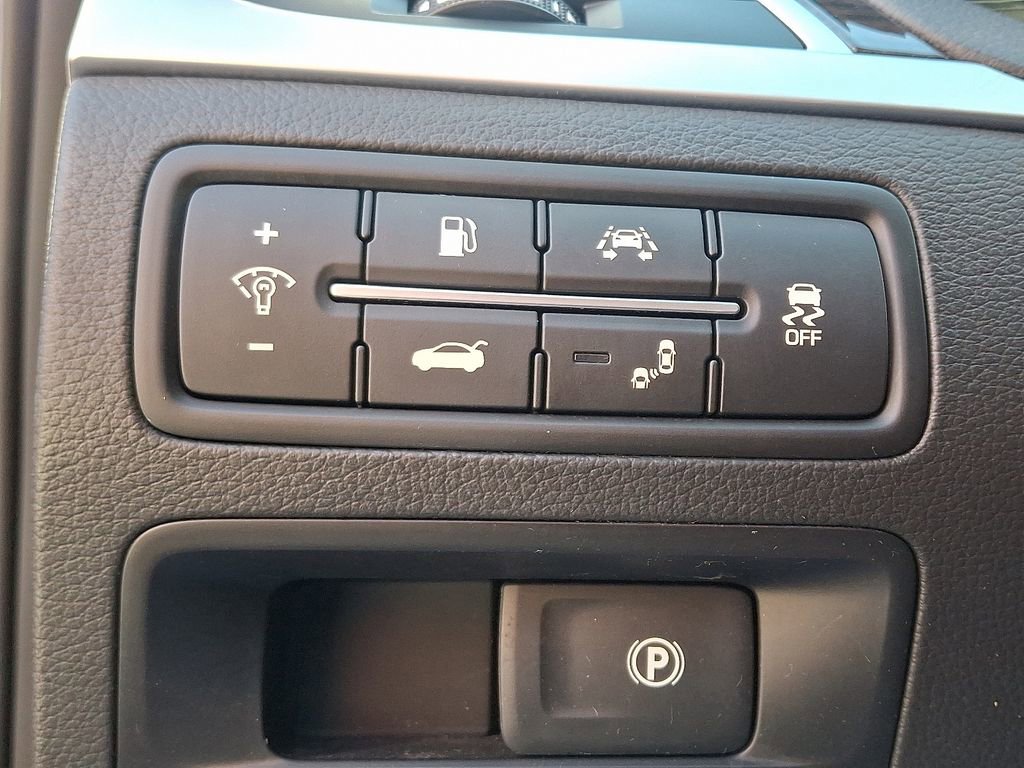 Used 2018 Genesis G80 3.8 image 25