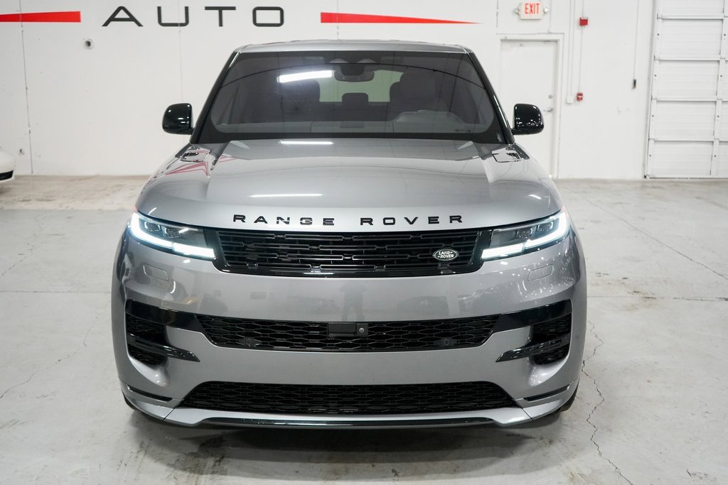Used 2023 Land Rover Range Rover Sport SE Dynamic image 5
